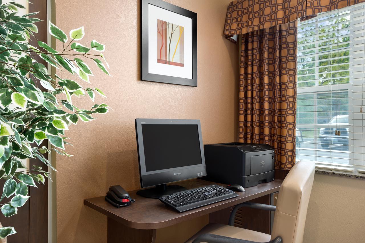 Microtel Inn And Suites Carrollton - thumb 9