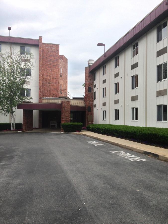 Super 8 By Wyndham State College - thumb 21