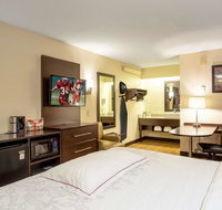 Red Roof Inn PLUS Pittsburgh East - Monroeville - Accommodation Dallas