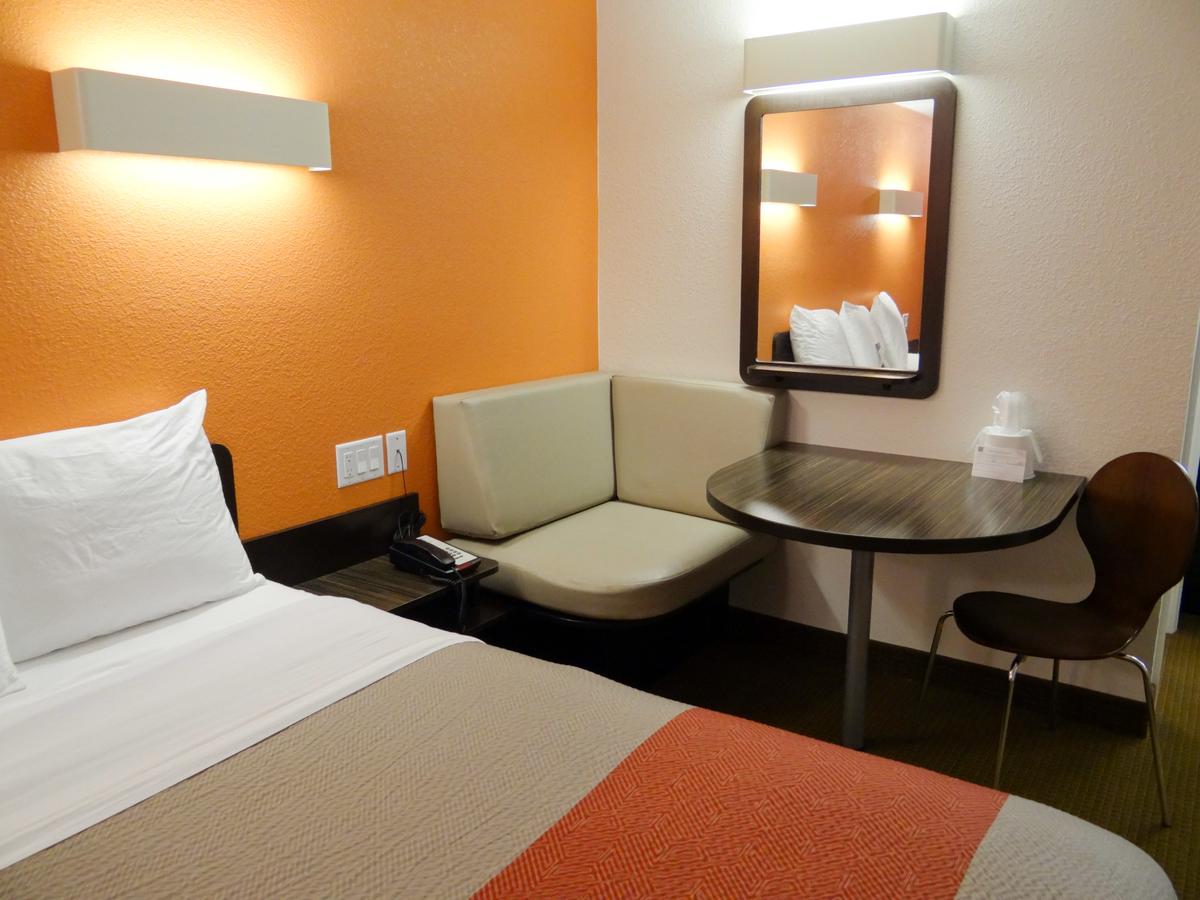 Motel 6 Erie - thumb 18