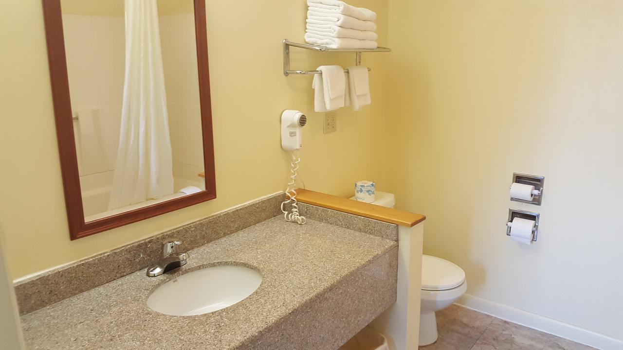 Simplicity Inn Hershey - thumb 26