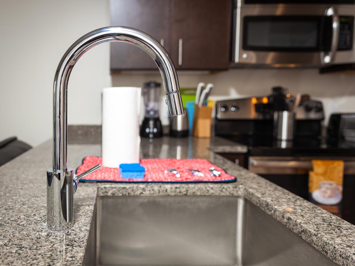 Fantastic Philly Fully Furnished Apartments - thumb 12