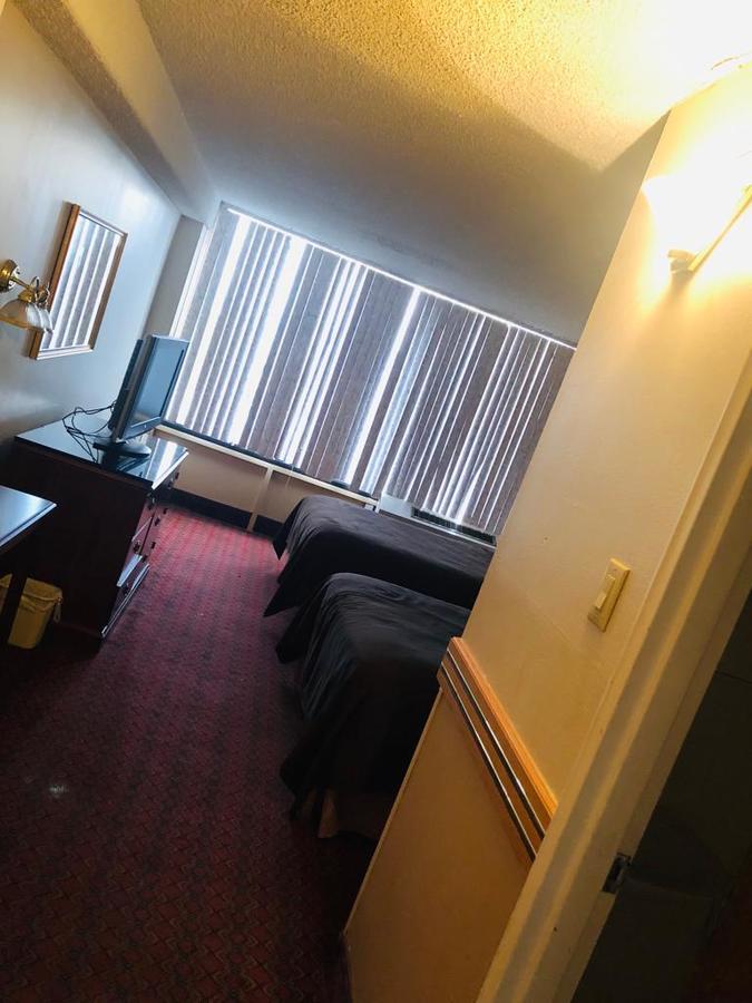 North American Motor Inn - thumb 2