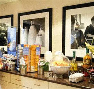 Hampton Inn Quakertown - thumb 7