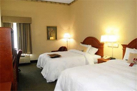 Hampton Inn Quakertown - thumb 3