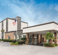 Wyndham Garden Summerville - Accommodation Dallas