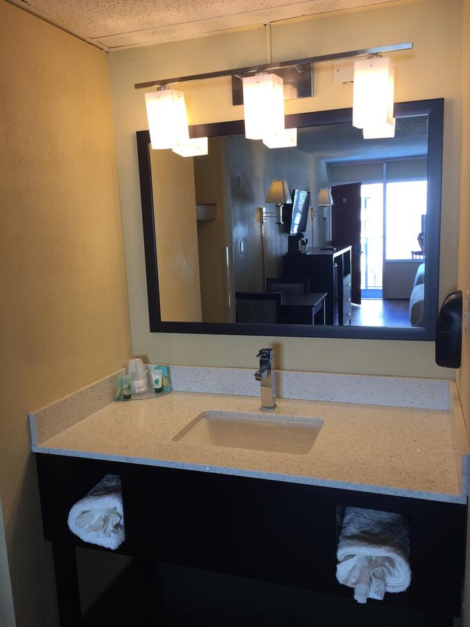 Blu Atlantic Hotel & Suites - thumb 36