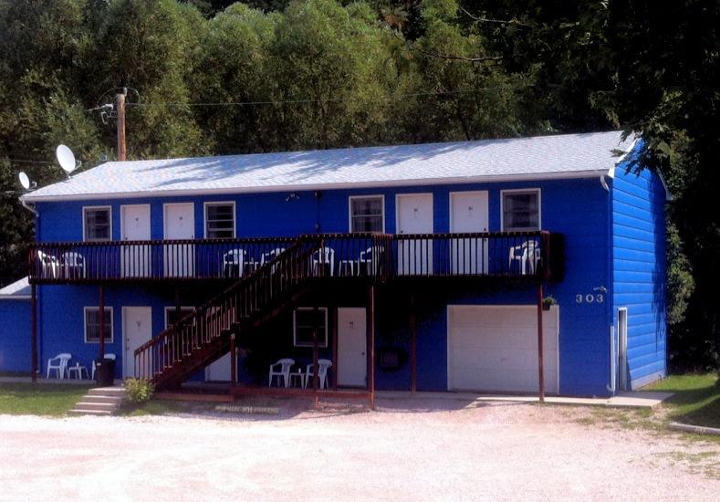 The Brookside Motel / Mt. Rushmore - thumb 22
