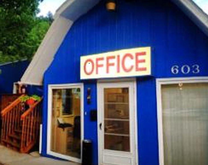 The Brookside Motel / Mt. Rushmore - thumb 26