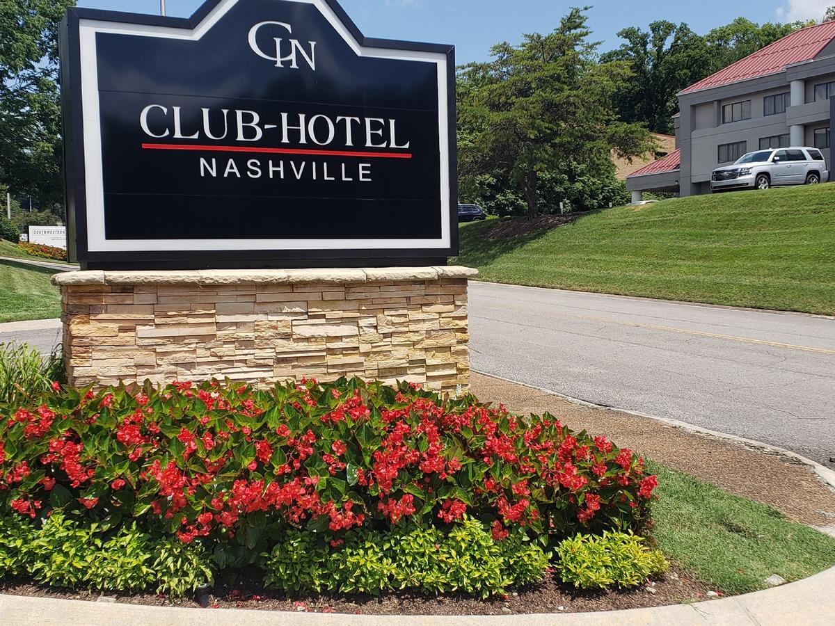 Club Hotel Nashville Inn & Suites - thumb 1