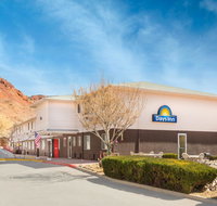 Days Inn by Wyndham Moab - Accommodation Dallas