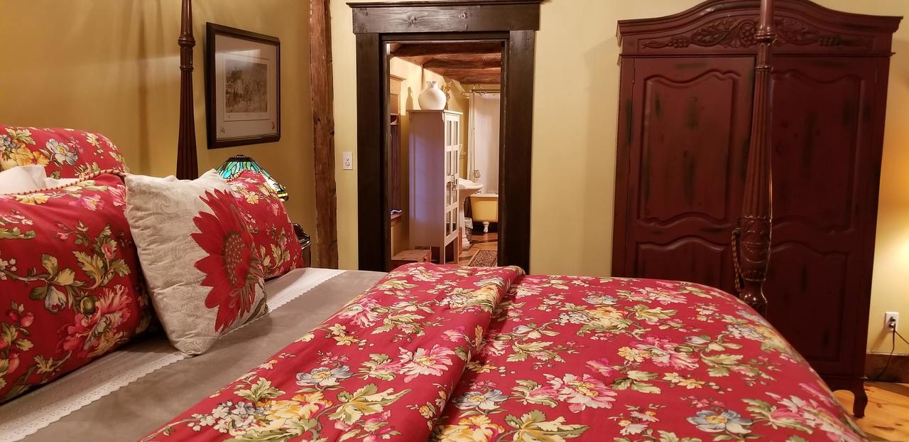 Inn At Clearwater Pond - thumb 40