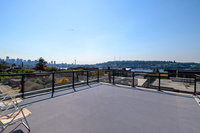 A-Seattle Urban Village- Orcas- Roof top view deck Accommodation Dallas