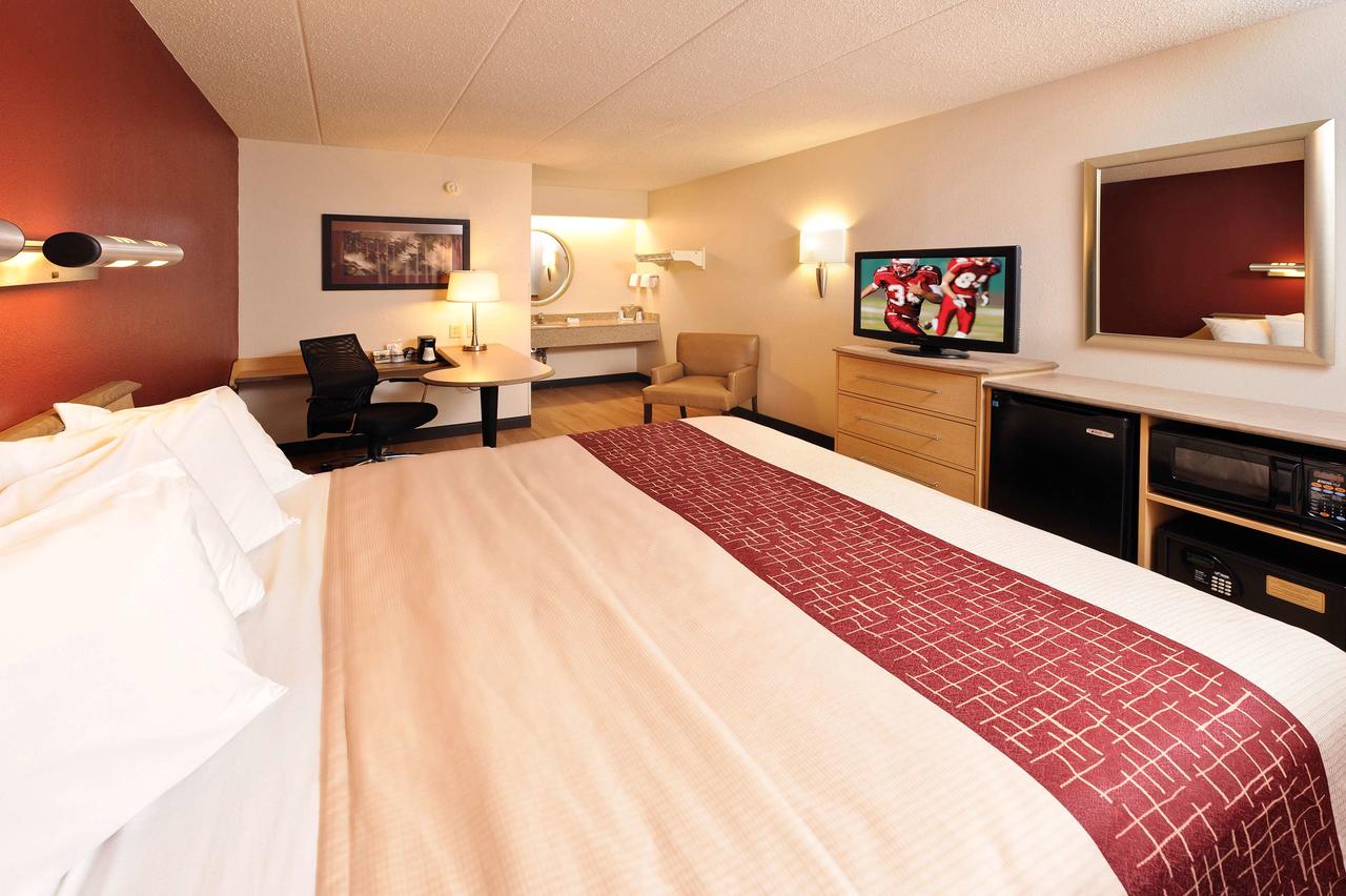 Red Roof Inn Huntington - thumb 13