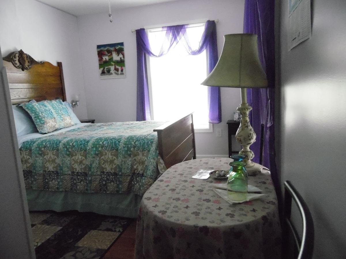 Cantuta Inn - thumb 4