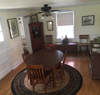 Riley House - Accommodation Dallas