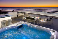 3415 - Beauty on the Beach Seven-Bedroom Holiday Home Accommodation Dallas