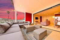 5115 02 - Ocean Beach 2 Accommodation Dallas