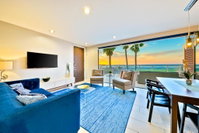 5115 05 - Ocean Beach 5 Accommodation Dallas