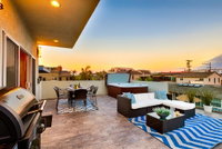 714A - Mission Sands Upstairs Accommodation Dallas
