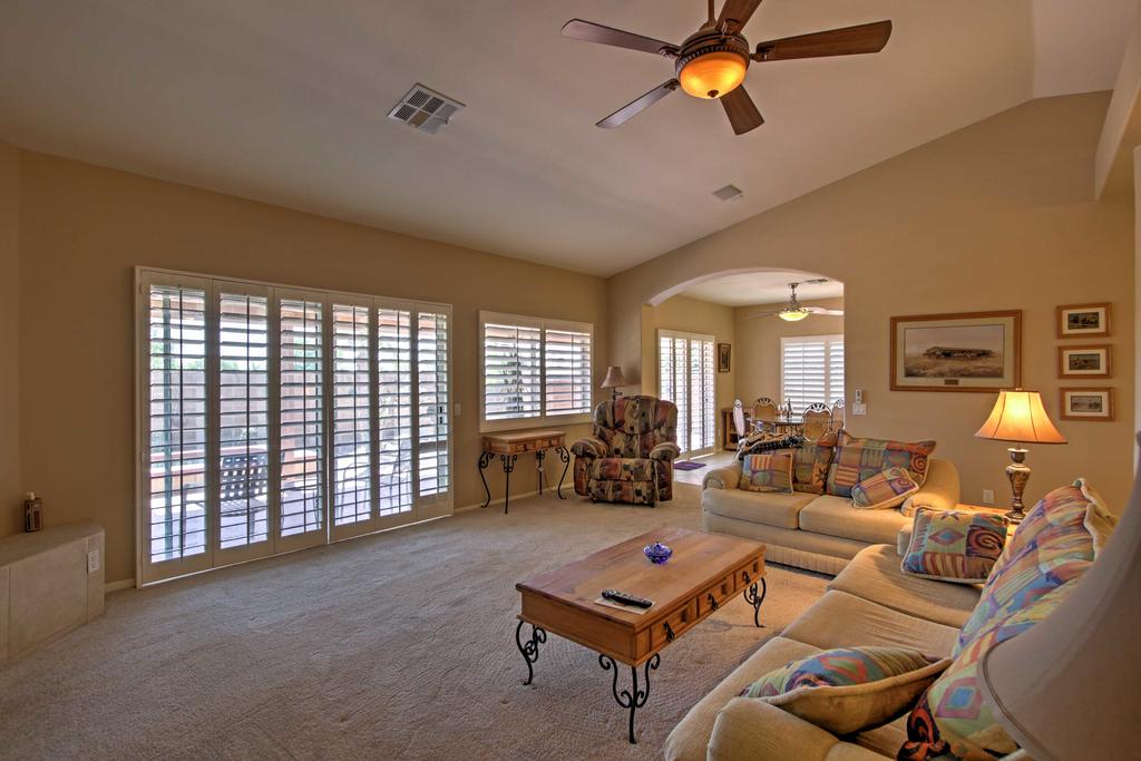 'Bella Vista' La Quinta Home With Pool! - thumb 3