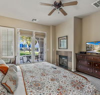 H90 Single Story Townhome Near Beautiful Fountain Condo - Accommodation Dallas