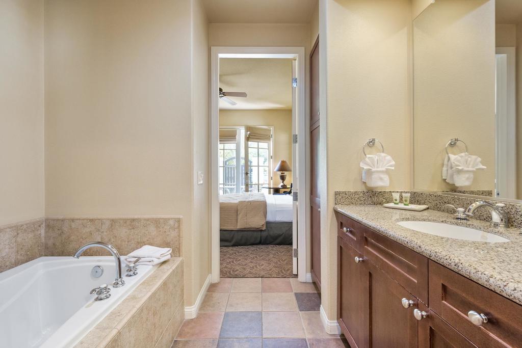 (T21) Lux Villa With Fountain View Condo - thumb 2