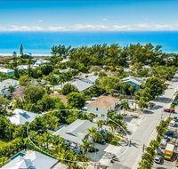 1 Step Closer villa - Accommodation Dallas