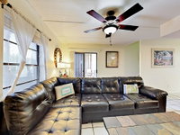 104 East Parade Condo Unit 17 Accommodation Dallas