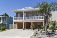106 E Oleander - SPI Rentals Accommodation Dallas