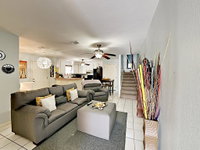 108 E Whiting St House Accommodation Dallas
