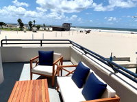 125-Fun in the Sun Penthouse Accommodation Dallas