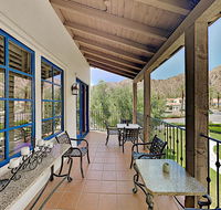 2-Unit Legacy Villas Hideaway w/ Pools  Hot Tubs condo - Accommodation Dallas