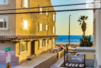 200-Surf Stars Penthouse Accommodation Dallas