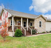 205 Kerlee Heights Home - Accommodation Dallas