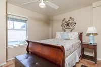 211 W Oleander Accommodation Dallas