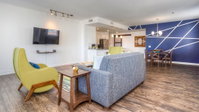 2BR at West 7th Street Accommodation Dallas