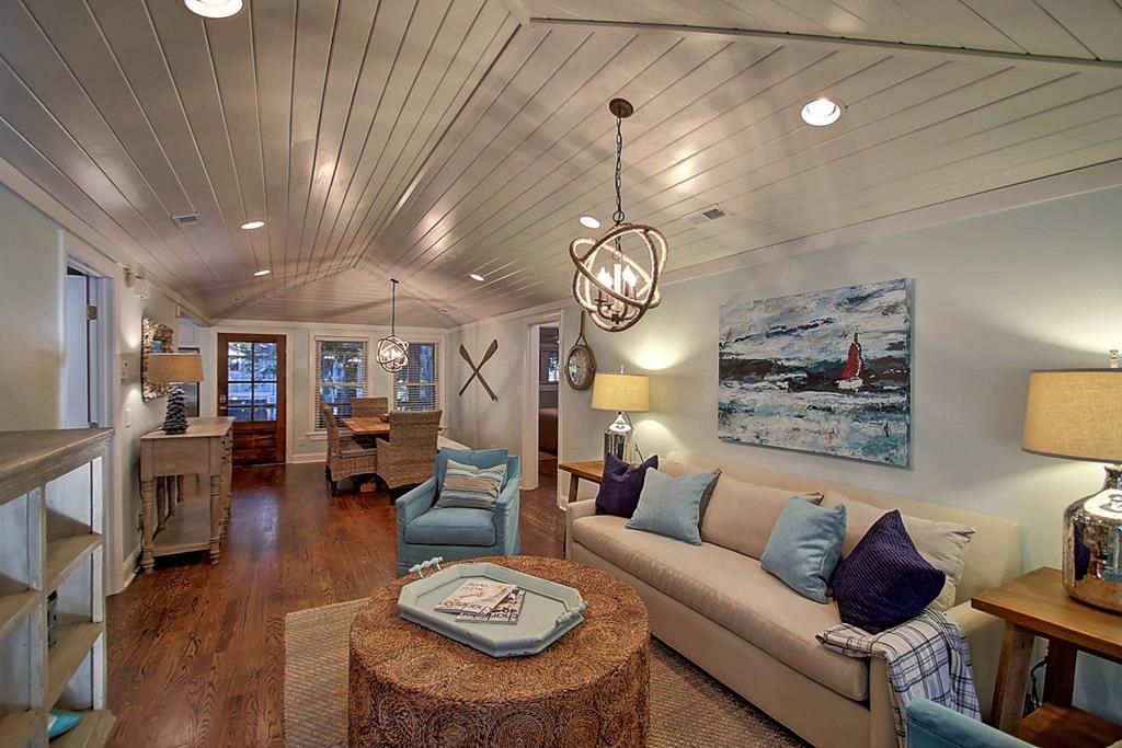 35 Twin Oaks - thumb 0