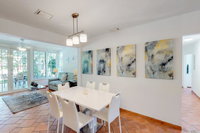 4/3 Palm Garden Coastal Home by NOMAD GURU Accommodation Dallas