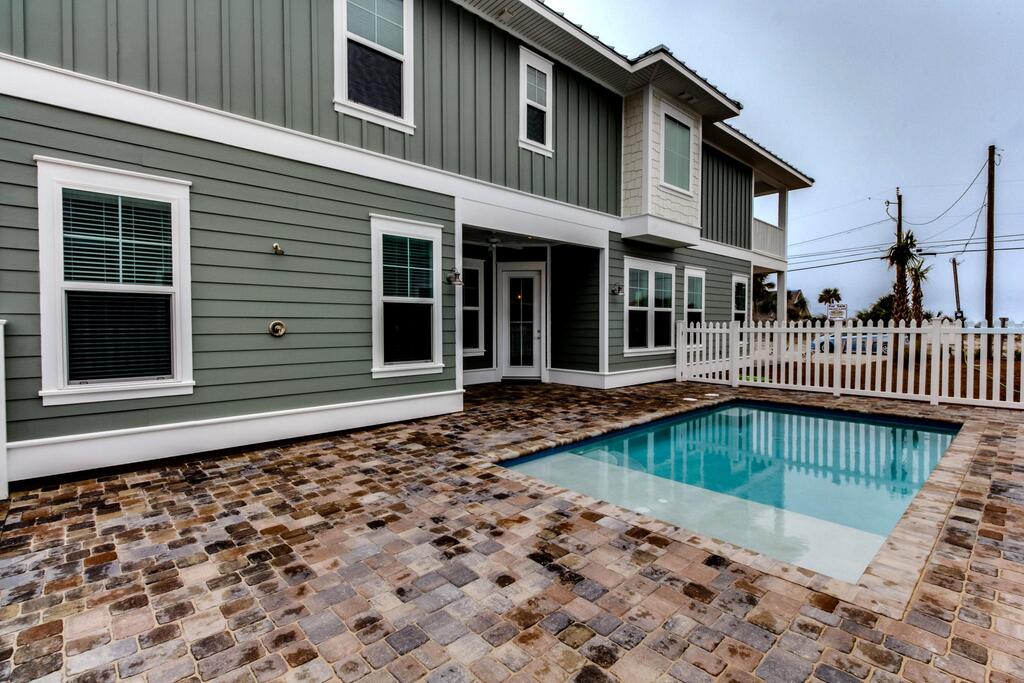 5500 Gulf Drive By Forehand Rentals - thumb 0