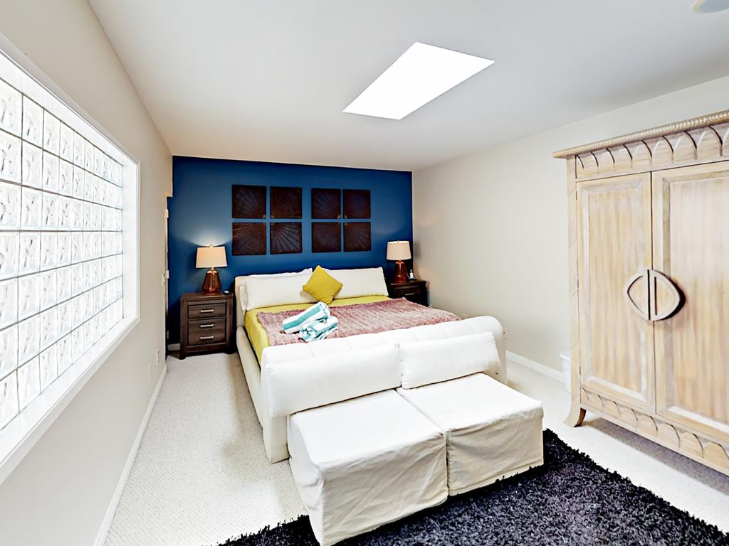 55015 Riviera Home - thumb 2