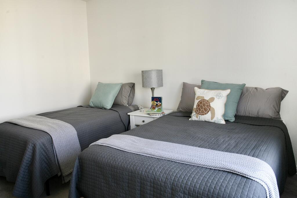 A300 - Pier View Paradise - thumb 2