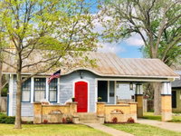 Admiral Haus- 3 blks to Main 4x3 Slps 10 HOT TUB Accommodation Dallas