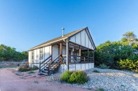 Appian Way - Provence Cottage Accommodation Dallas