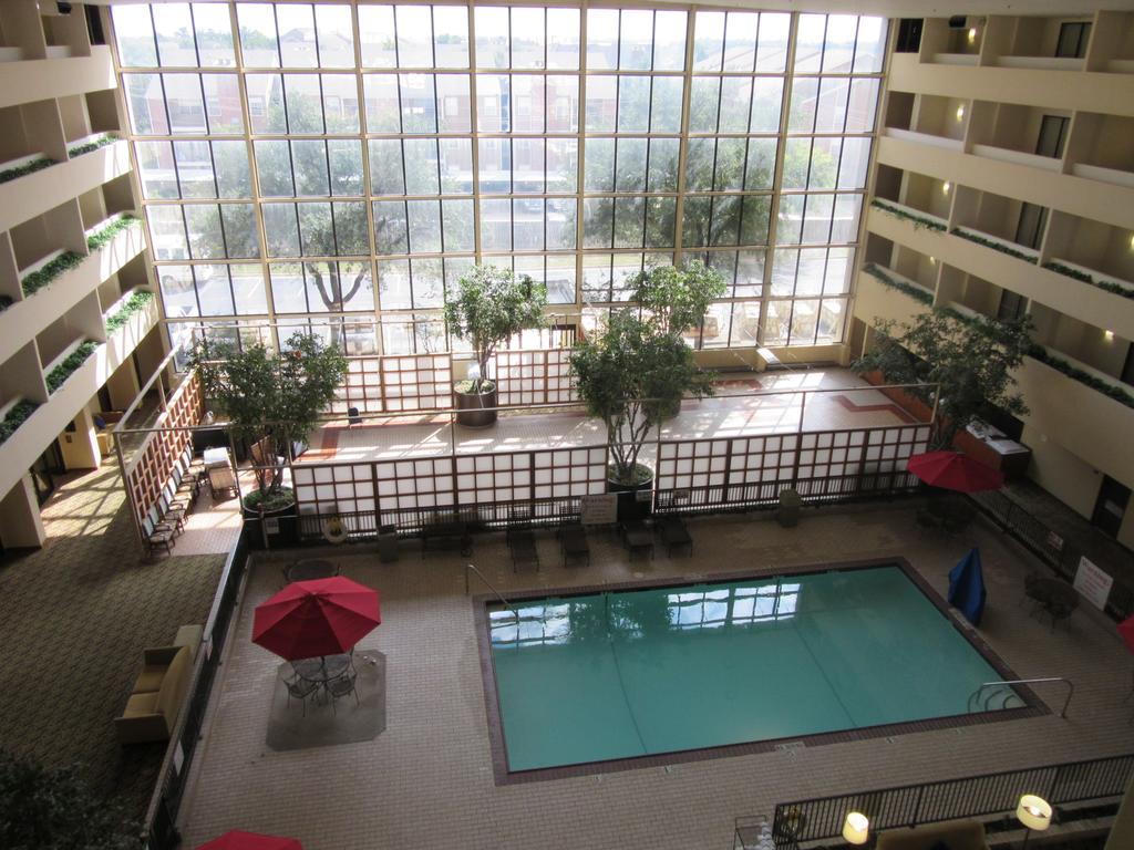 Atrium Hotel And Suites DFW Airport - thumb 3