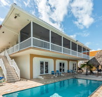 Bahama Manor - Accommodation Dallas