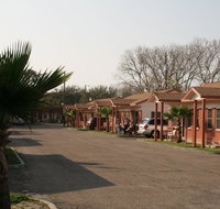 Bayfront Cottages - Accommodation Dallas