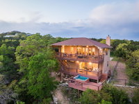 Bella'S Cove Home Accommodation Dallas