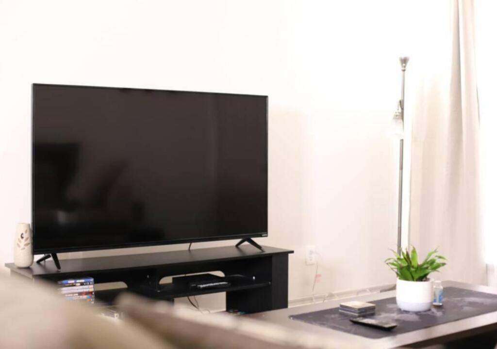 Bennett Avenue Apartments - thumb 0