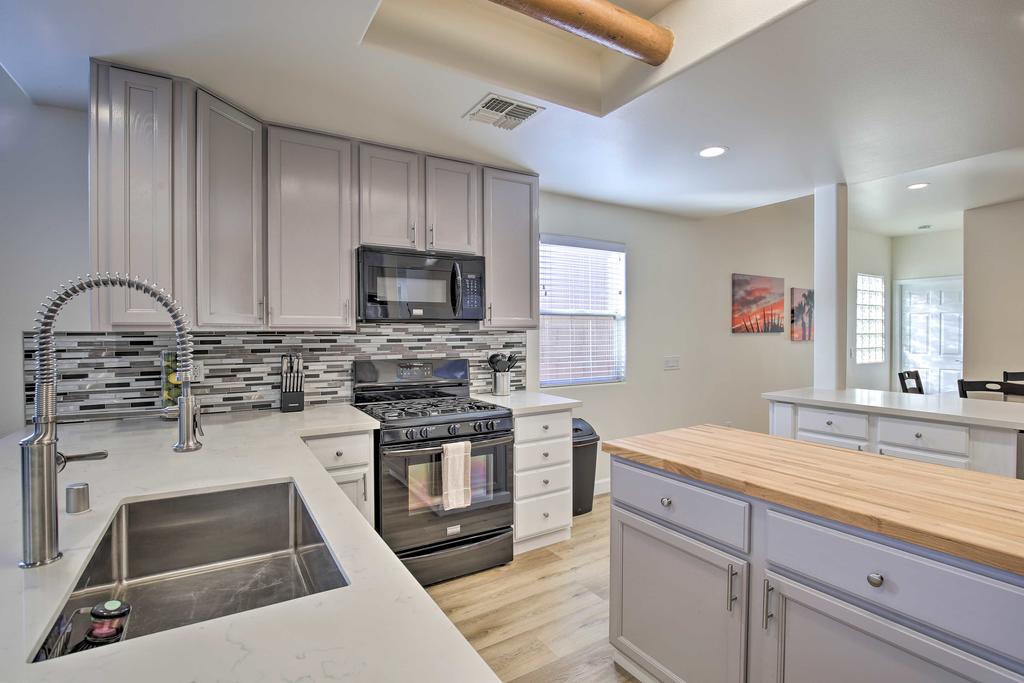 Bermuda Dunes House And Casita With Outdoor Paradise! - thumb 2